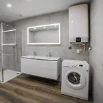 Pri Vstupe Do Aquaparku