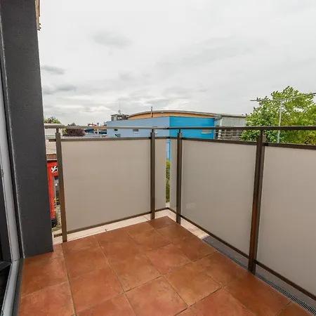 Lägenhet Pri Vstupe Do Aquaparku Senec