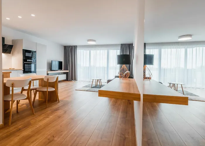 Pri Vstupe Do Aquaparku Appartamento Senec