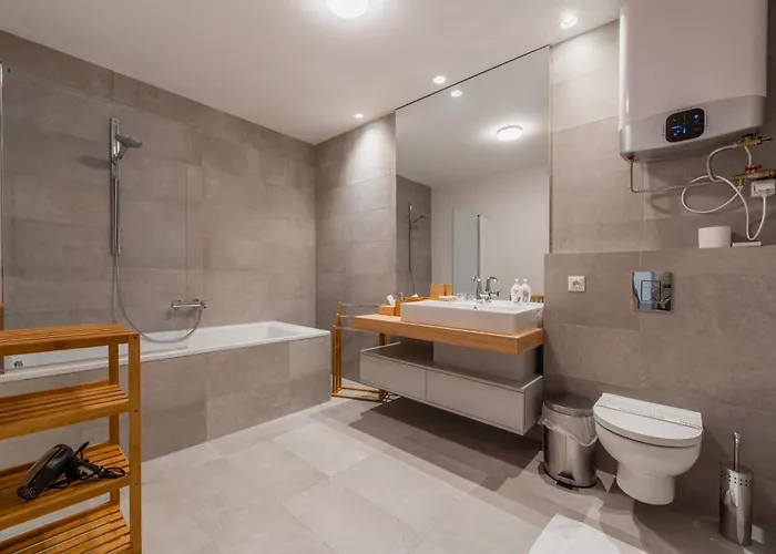 Pri Vstupe Do Aquaparku Senec