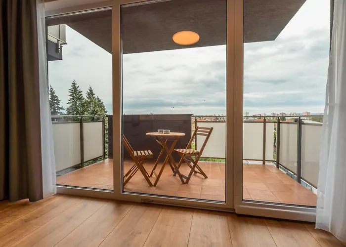 Pri Vstupe Do Aquaparku Appartamento *